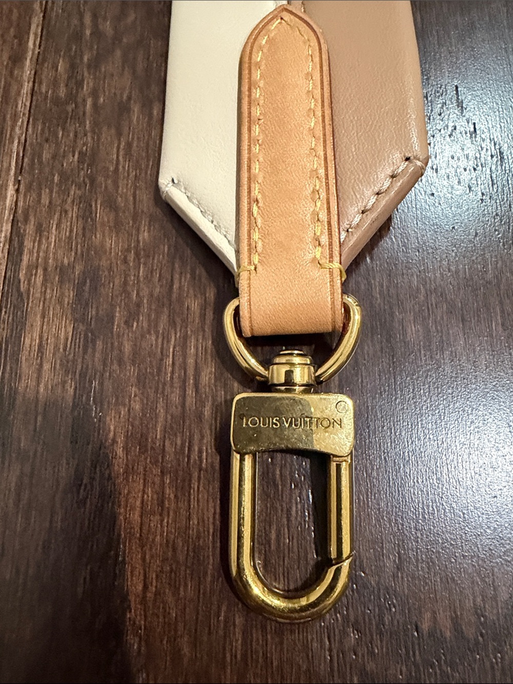 Louis Vuitton Leather Cluny Strap - Picture 6 of 8